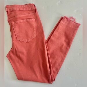 Old Navy Rockstar Mid-Rise Salmon Pink Skinny Jeans Size 8